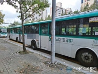 안양 삼영운수 51번 버스, 불법 주차로 사고유발 단속 시급하다