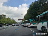 여기 주차장 아니에요 불법 주차된 안양 삼영운수 51번 버스들