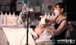 더(The)봄에스테틱(주인공) | 아오와, 생방송 온라인 교육 에스테틱 세미나 성공적으로 진행