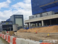 부산역 맞은편 협성 마리나 G7 건설 공사장, 시민들 공사장 미세먼지 때문에 힘들어