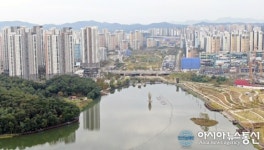가을하늘날 동탄2신도시 호수공원