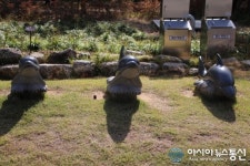 포항 송도 송림테마거리 아기 고래 3형제
