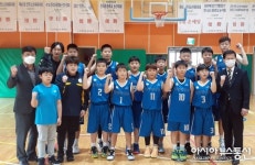 윤덕주 배 제32회 연맹회장기 전국 초등학교 농구 대회 선수 격려한 계양구의원