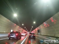 영동고속도로, 주말 끝나고 길 막히는 봉평터널
