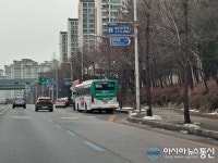 [아통포토] 불법 주차하는 삼영운수 51번 버스