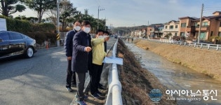 황규종 의창구청장, 하천변 보행환경 4不혁신 위해 현장점검