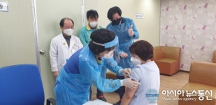 울진군, 코로나19 예방접종 시작