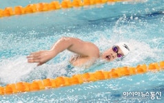 [아통포토] 중국 여자 개인 혼영 200m 경기 우승을 차지한 위이팅