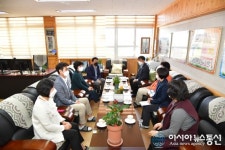 진주시의회, 평거초등학교 관계자들과 간담회 가져