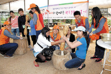 자원봉사 나눔 실천하며 행복 깨달아요