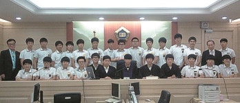 홍명고, 울산지방법원 견학