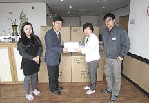 LG하우시스, 행복한 실버홈에 물품 전달