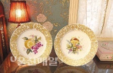 백자의 화려한 변신
