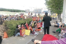 동천서로 고가로 건립 말고 제방도로나 조기 확장해라