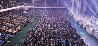 본사 주최 송년콘서트 2천여명 열광의 도가니