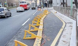 도로 개설공사 완료됐지만…