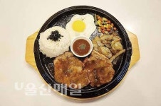[울산맛집]삼산동 미트팩토리 육즙 가득 돼지고기 스테이크 부담없이 즐기세요