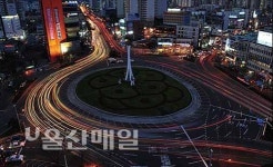 울산 관문 공업탑로터리 밤만되면 깜깜