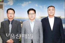 권명호 동구청장, 장애인보호작업장 신임 시설장과 환담