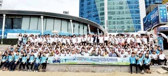 현대차 노사, 3년째 북구 어르신 초청 청춘투어