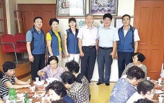 신정5동 노인복지후원회, 어르신 점심 대접
