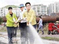 서동욱 남구청장, 태화강변 재해복구작업