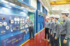 공장 내 안전체험장·교육장 갖춘 석원기공 김영제 대표이사 산업현장 사고위험은 늘 상존…작업자 의식이 변해야