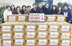 수암동 롯데캐슬2단지 부녀회·입주자대표회 이웃돕기 라면 86박스
