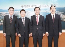 동강의료재단 박원희 이사장·유봉옥 병원장, 시청 내방