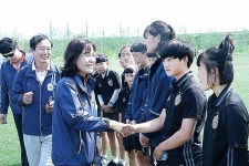 류혜숙 시교육감 권한대행, 현대청운중 축구부 격려