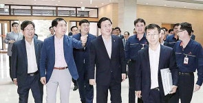 액체물류 중심…오일허브 적극 지원