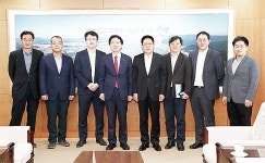 동구 산업위기 대응 특별지역 실사단 시장 등 환담