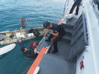 울산해경 기장 동백항 인근해상에서 전복된 카약 승선자 구조