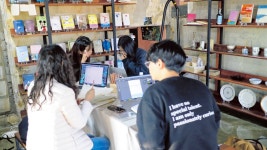 [울산, 아티스던시 시티를 꿈꾸다] (6·끝) 청년작가·주민 함께 원도심 일깨우는 울산발 도시재생