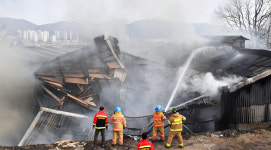 울산 북구 시례동 공장 화재 1시간여 만에 진화
