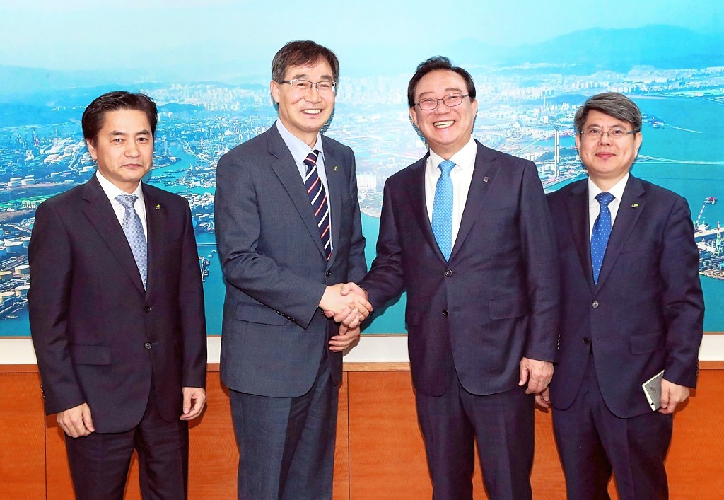 울산, 문정인 복귀 및 이랜드 김주환 영입으로 포지션 강화