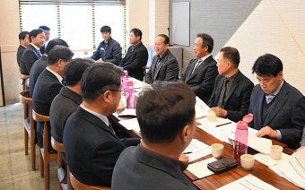 체육단체장 겸직금지 법 관련 의견 수렴 등 이기흥 대한체육회장 방문