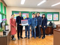 한국석유공사 울산지사, 온산중학교 모범 학생들에게 장학금 100만원 전달