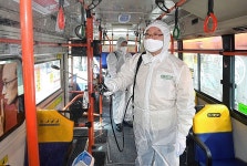 송철호 시장, 시내버스공영차고지서 코로나19 방역 활동