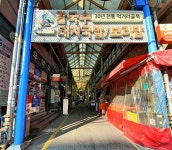 신정시장 등 일대 상권 적막…2주 문닫을까 고민중
