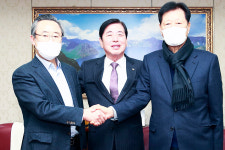 부산상의 차기 회장 후보로 삼강금속 송정석 회장 단일화