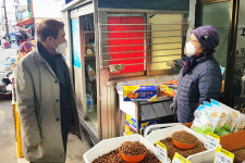 정천석 울산 동구청장 남목마성시장 방문