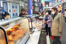 정천석 울산 동구청장 설맞이 전통시장 방문