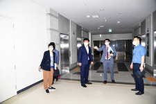 박태완 울산 중구청장, 혁신도시 지식산업센터 현장 점검