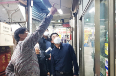 정천석 동구청장, 남목 동부시장 현장 방문