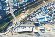 장날마다 주차전쟁…남창옹기종기시장 주차장 확충