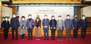 이동권 북구청장, 주민자치센터 운영 유공자 등에 표창