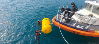울산해경구조대·기장파출소·1009함 구조대원 합동 전복선박 구조 훈련
