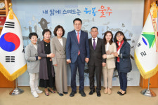 울산시 장애인서비스지원협회 울주군 방문해 장애인 권익 향상 방안 환담