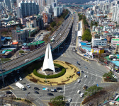 초행길 운전자 진땀… 신복로터리, 개선사업 착공
